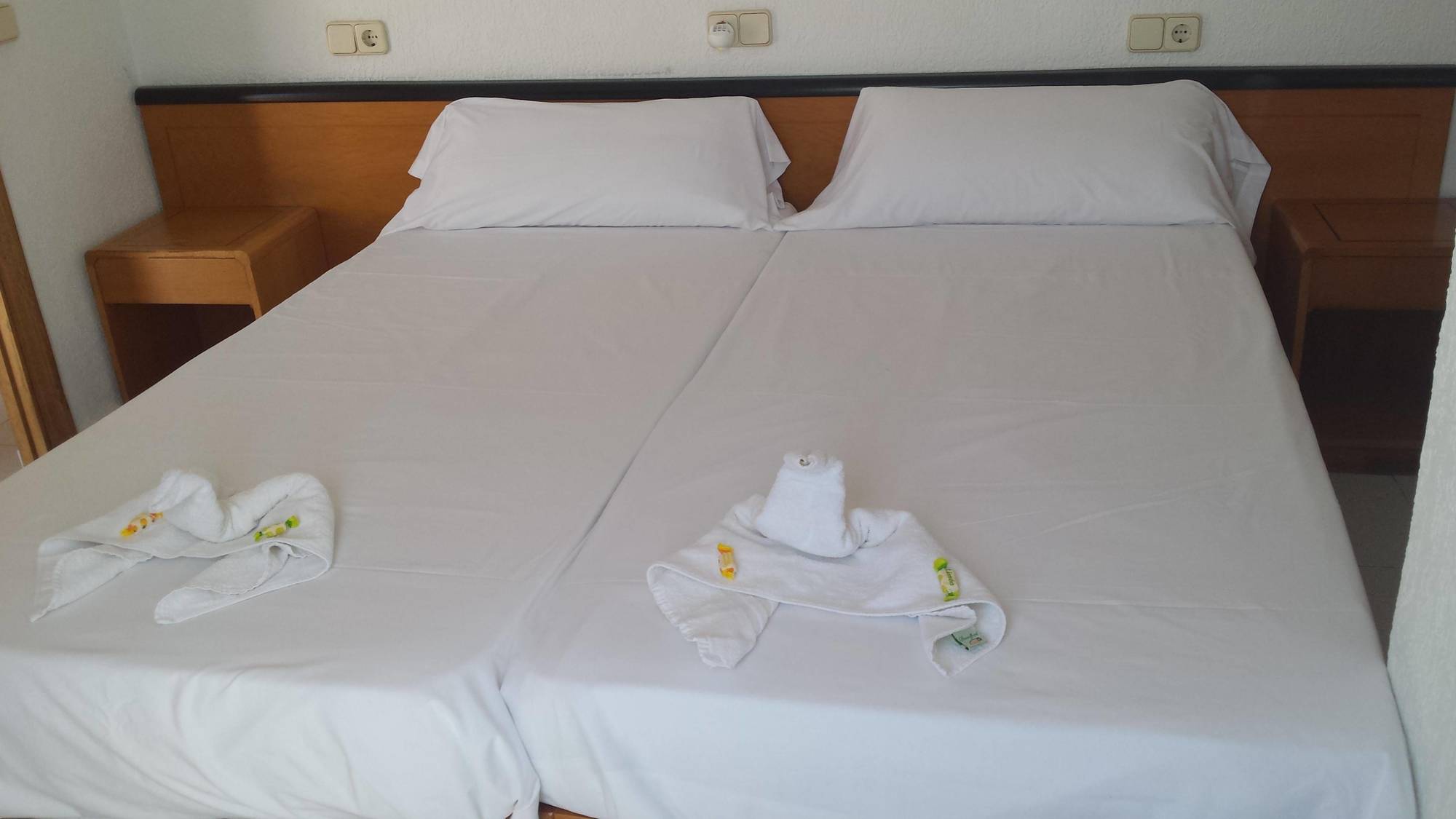 Hostal Port Corona Cala Ratjada  Luaran gambar