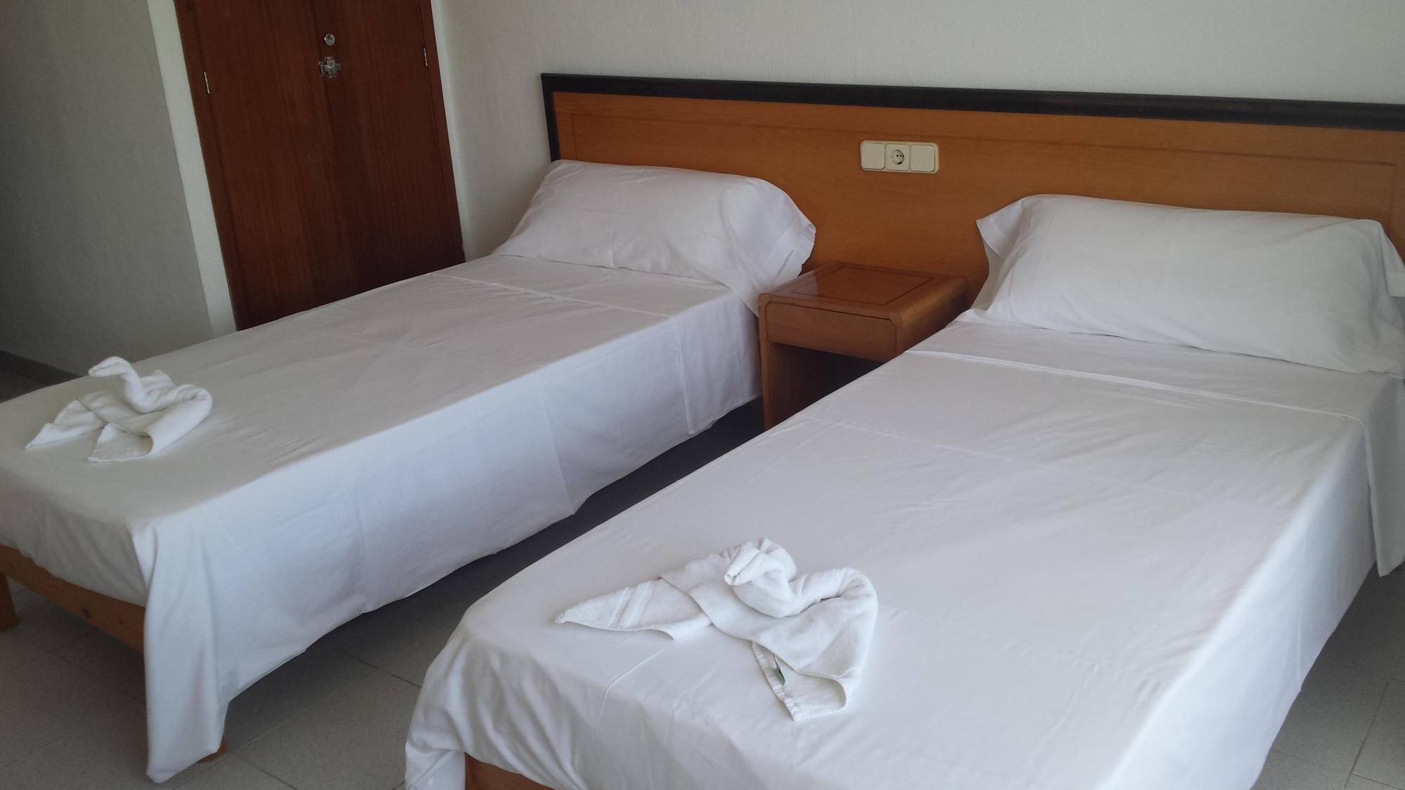 Hostal Port Corona Cala Ratjada  Luaran gambar