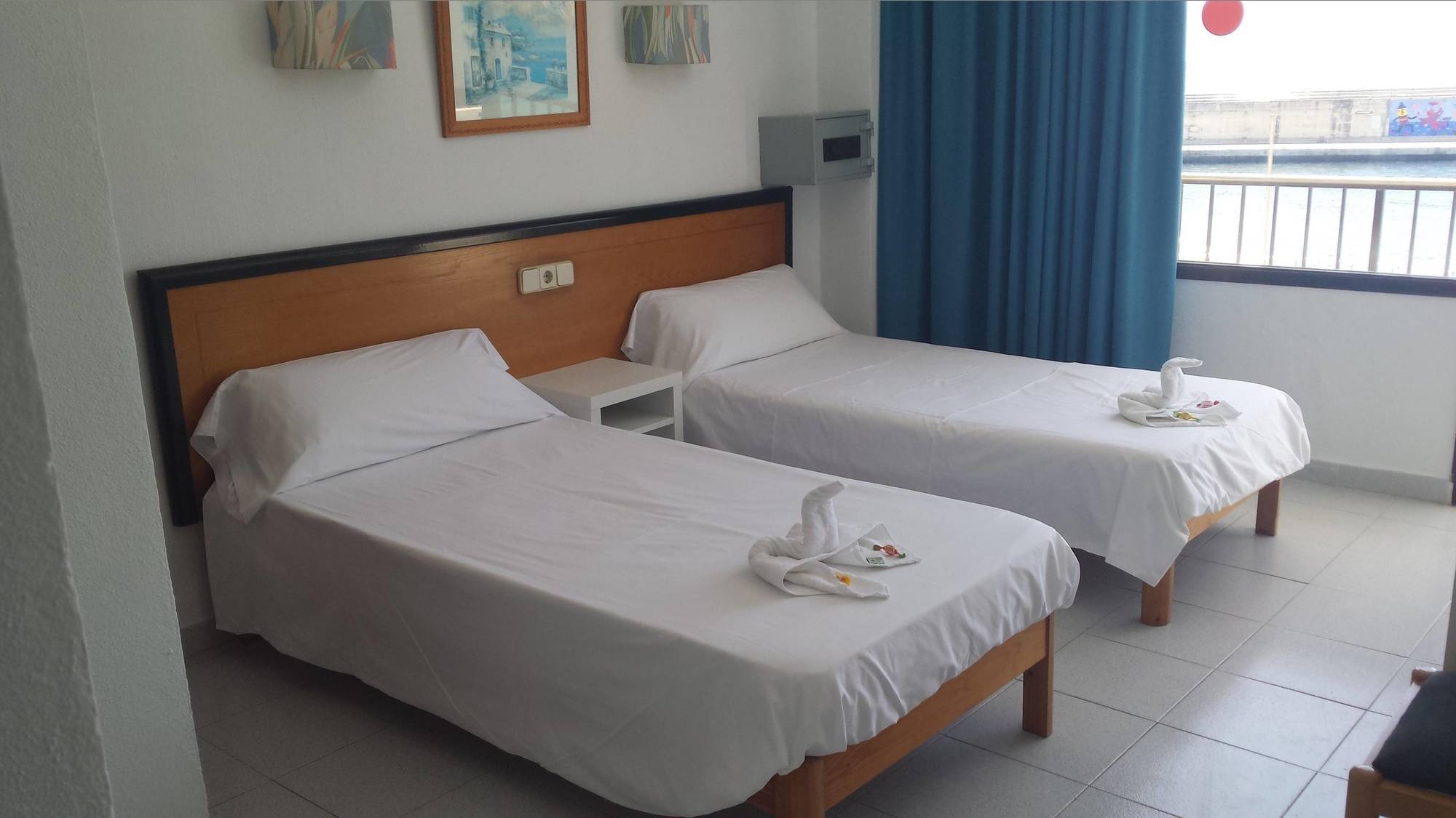 Hostal Port Corona Cala Ratjada  Luaran gambar
