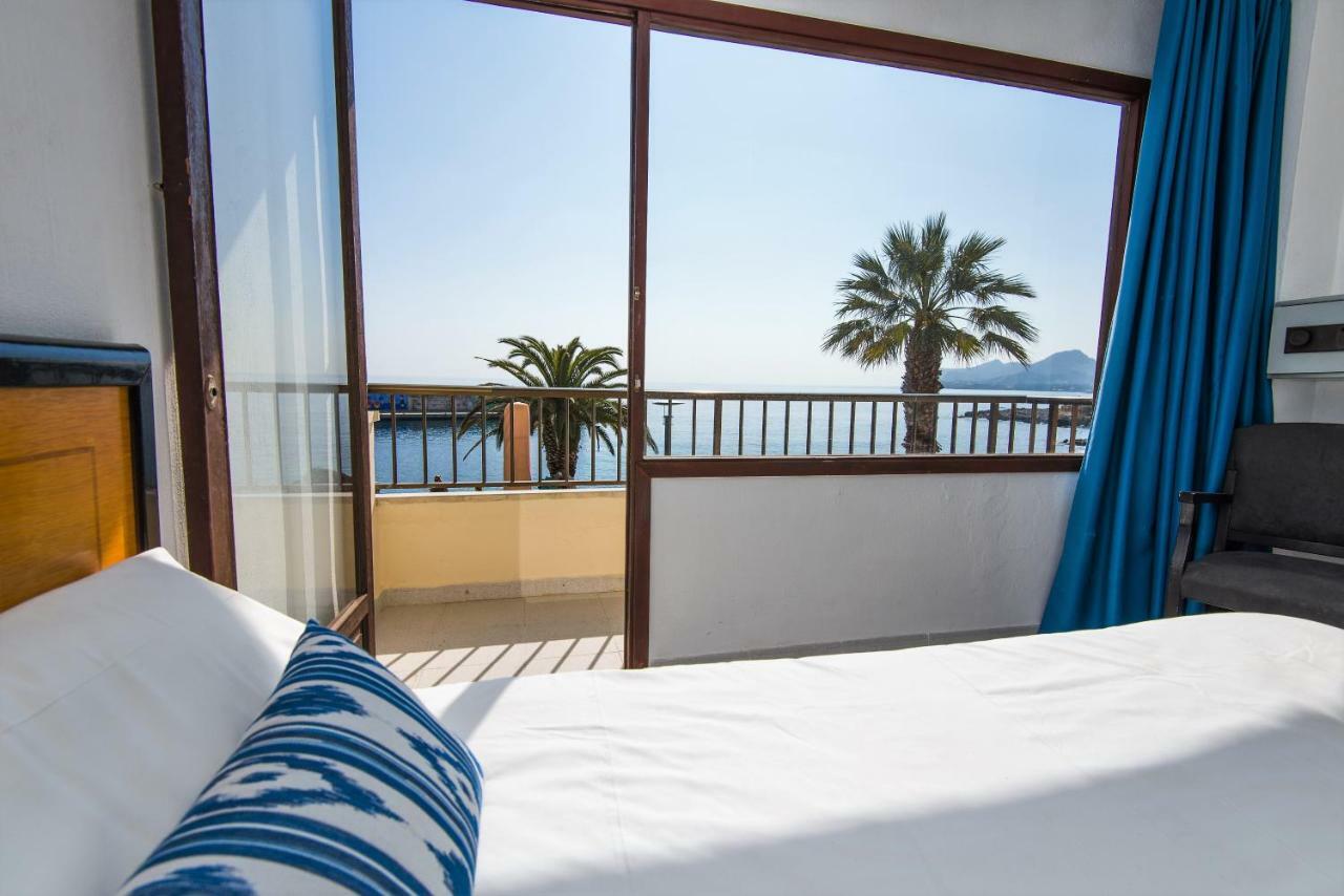 Hostal Port Corona Cala Ratjada  Luaran gambar